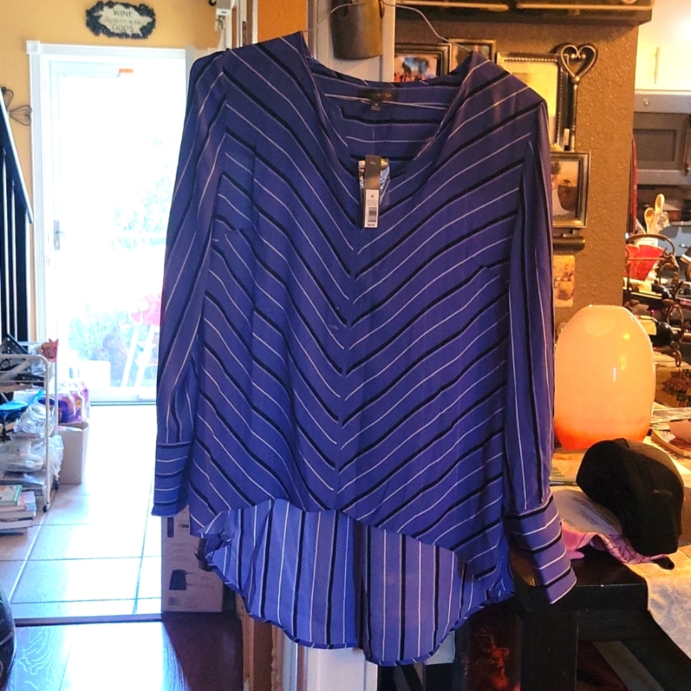 Women's the limited top medium